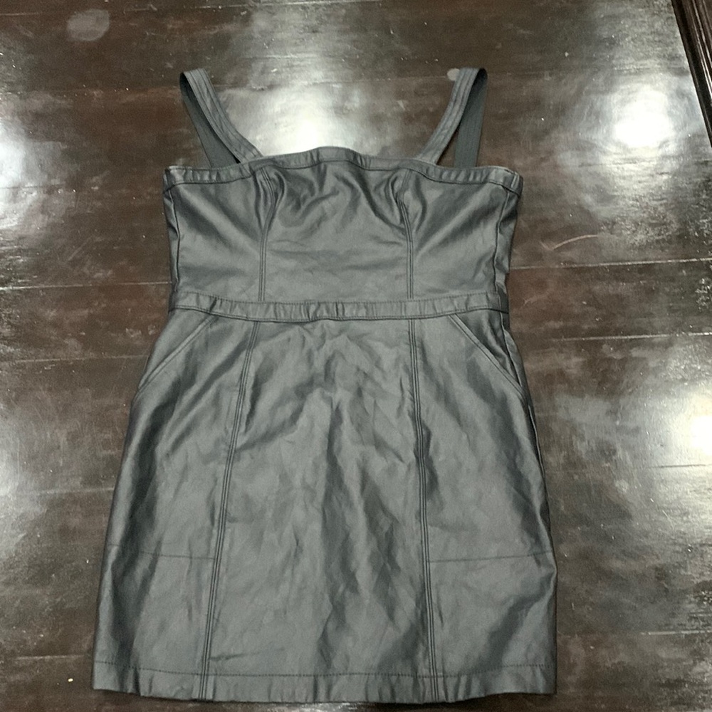 Abercrombie and Fitch black leather dress size medium